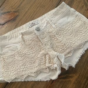 Hollister women’s size 26 shorts